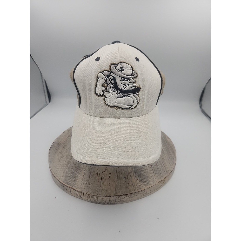 Notre‎ Dame Hat Fighting Irish Zephyr Fitted S  Cap Leprechaun Logo NCAA Gold